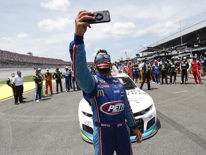 Sorgt wegen der Galgenstrick-Affäre immer noch für Diskussion: Nascar-Fahrer Bubba Wallace.