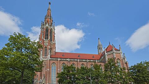 Die Heilig-Kreuz-Kirche in Obergiesing.