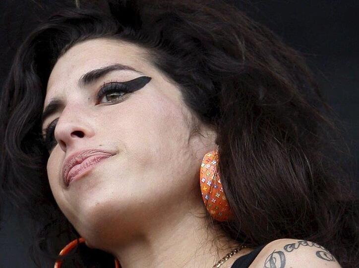 Amy Winehouse - diesmal nicht wegen Drogen in der Klinik