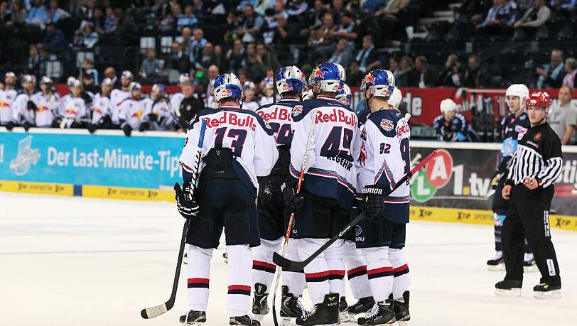 Der EHC konnte einen 6:3-Sieg in Hamburg feiern. Der EHC konnte einen 6:3-Sieg in Hamburg feiern.