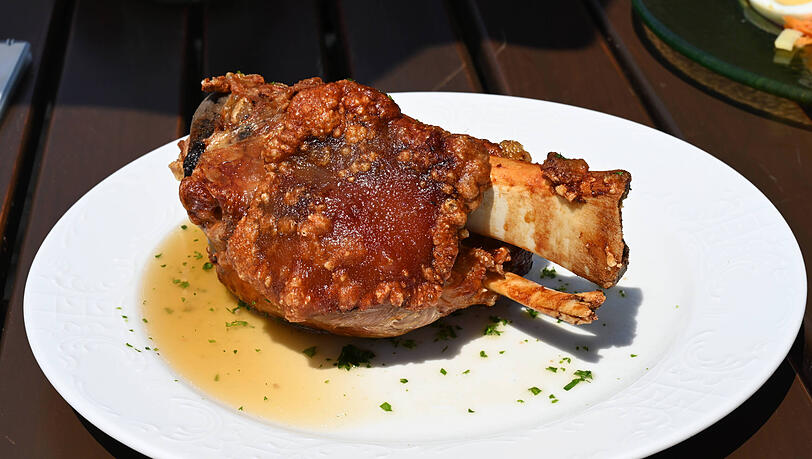 So eine Schweinshaxe ist was Feines. Aber bei tropischer Hitze gelüstet die Münchner doch eher nach mediterranen Gerichten.