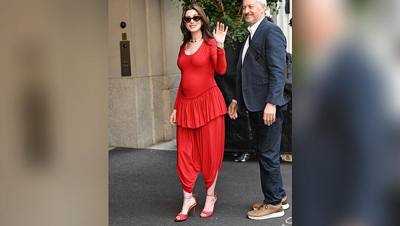 Anne Hathaway am Dienstag in New York. Anne Hathaway am Dienstag in New York.