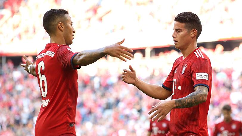 Glänzen beim FC Bayern in neuen Rollen: Thiago (l.) und James