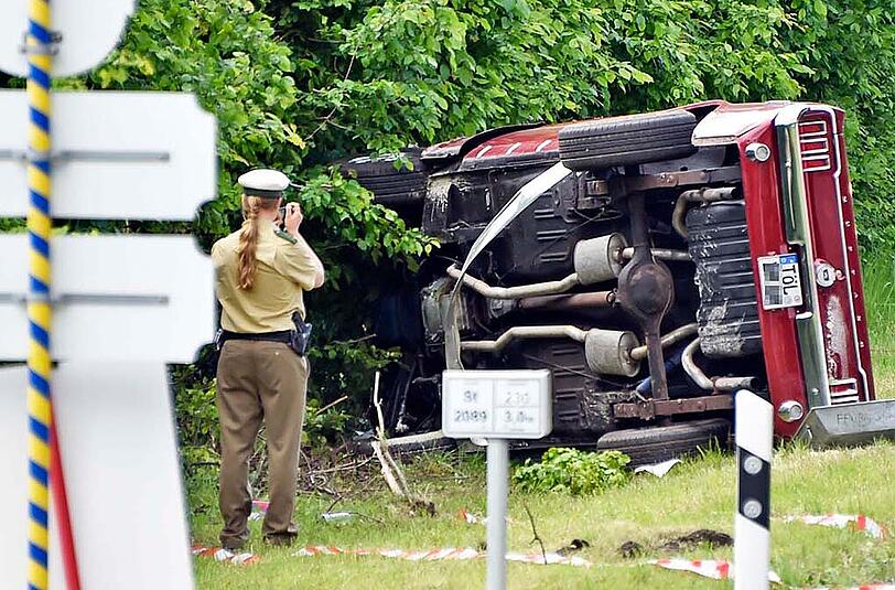 Weitere Bilder vom Unfall bei der Oldtimer-Rally