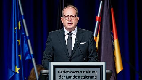 Bundesinnenminister Alexander Dobrindt sprach von einer schrecklichen Tat.