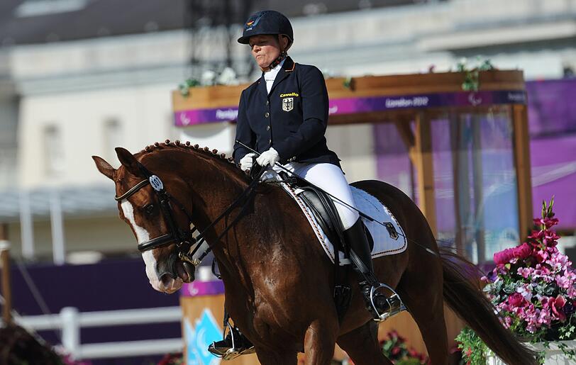 Die zweite(!) Goldmedaille: Hannelore Brenner, Reiten: Kür (III) Einzel