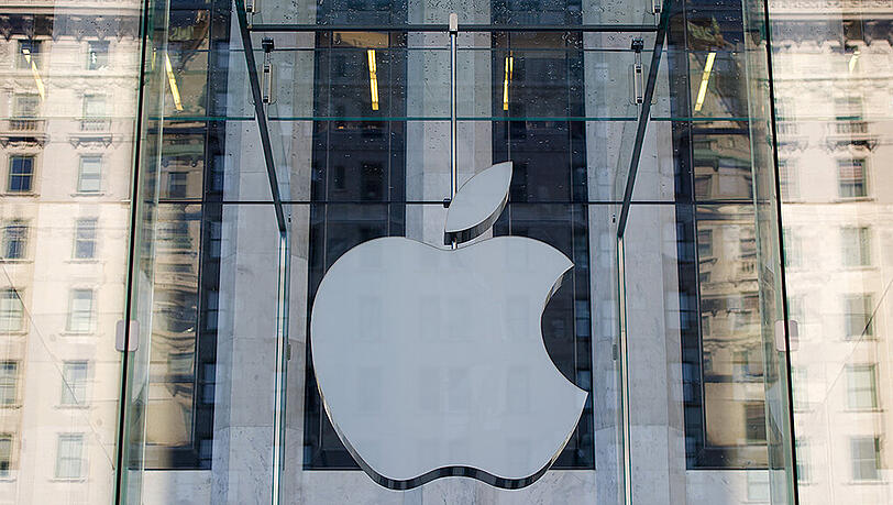 Apple warnt vor einem Präzedenzfall für spätere Überwachungsmaßnahmen. Foto: Daniel Bockwoldt Apple warnt vor einem Präzedenzfall für spätere Überwachungsmaßnahmen. Foto: Daniel Bockwoldt