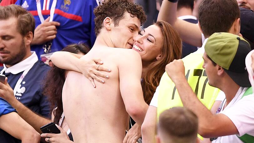 In Frankreich selbst ein Star: Model Rachel Legrain-Trapani, Freundin von Benjamin Pavard. In Frankreich selbst ein Star: Model Rachel Legrain-Trapani, Freundin von Benjamin Pavard.
