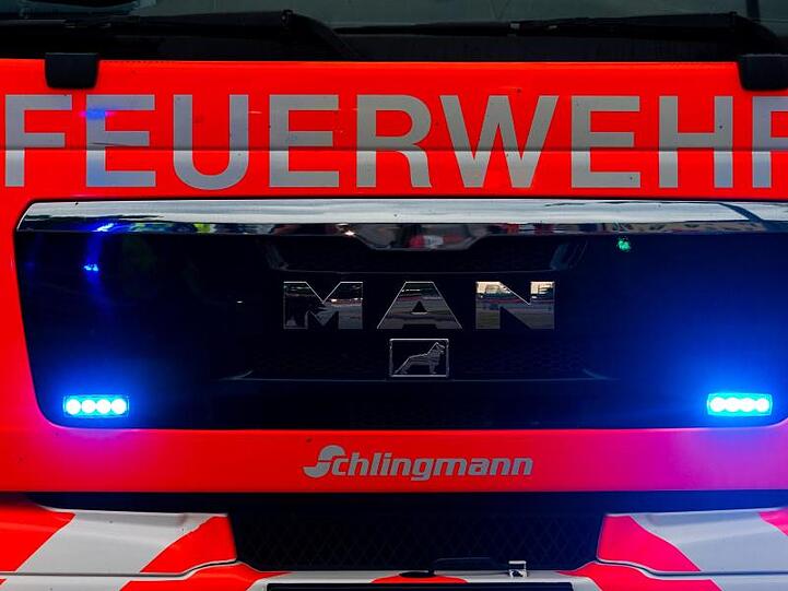 Ein Blick auf einen Einsatzwagen der Feuerwehr Oldenburg. Foto: Mohssen Assanimoghaddam/Archiv