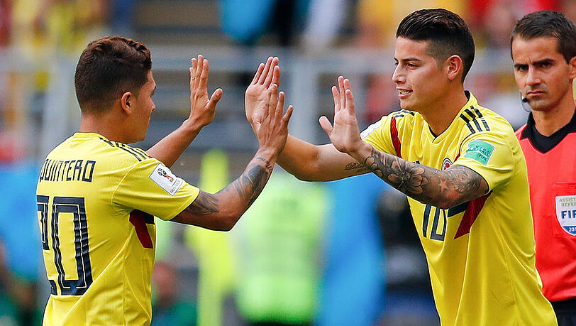 Im WM-Spiel der Kolumbianer gegen Japan wurde James Rodríguez (rechts) für Juan Quintero eingewechselt. Im WM-Spiel der Kolumbianer gegen Japan wurde James Rodríguez (rechts) für Juan Quintero eingewechselt.