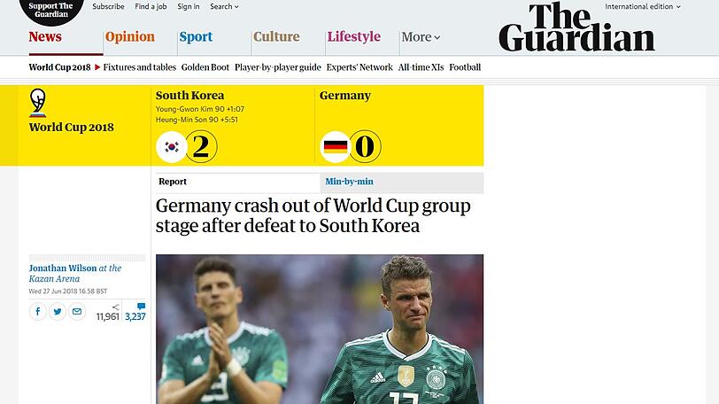 Hohn und Spott beim englischen "Guardian": "Der Titelverteidiger scheidet krachend in der Gruppenphase aus. Die Welt endet also nicht mit einem Knall, sondern mit einem Wimmern. Es gibt Dinge, die so apokalyptisch sind, dass man das Gefühl hat, dass sie nicht einfach so passieren können. Man denkt, sie werden durch ein Donnergrollen angekündigt. Es gab keinen Sturm, es gab keinen Drang."