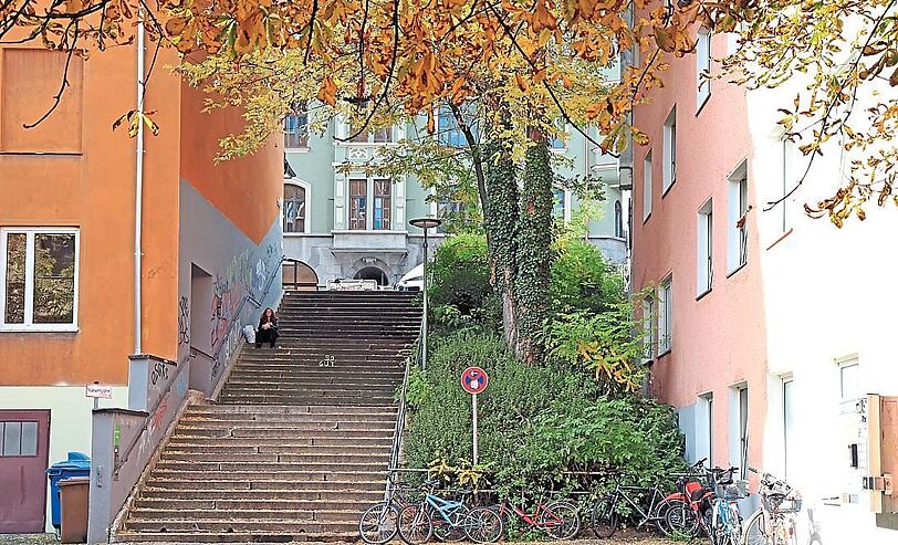 Die Treppe an der Oberländerstraße überwindet sechs Höhenmeter.