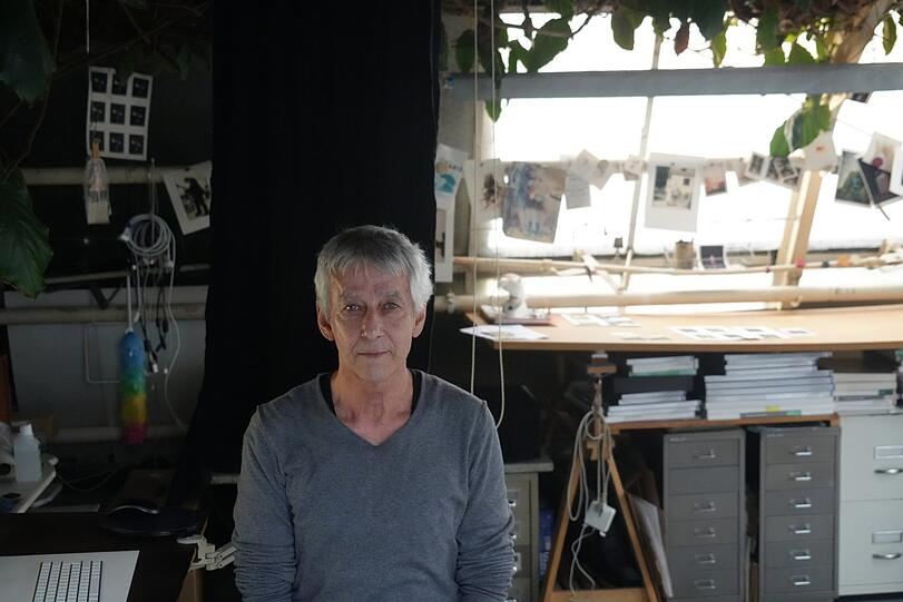 Wolf-Dieter Böttcher ist ein Gegner der Pläne. "Dass wir für einen Rasen verdrängt werden, das ist wirklich die Krone"