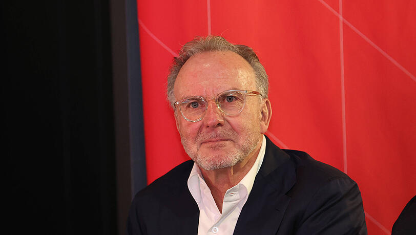 Karl-Heinz Rummenigge kritisiert Thomas Müller. Karl-Heinz Rummenigge kritisiert Thomas Müller.