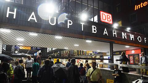 Brennpunkt: Wenn es dunkel wird rund um den Bahnhof, wird es immer häufiger ungemütlich.