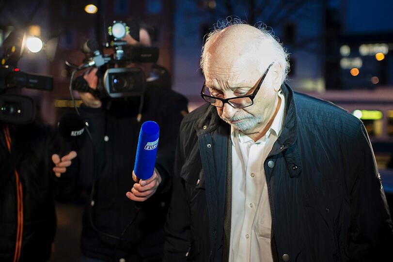 Karl Dall vor Gericht in Zürich. Die Bilder von seiner Ankunft.