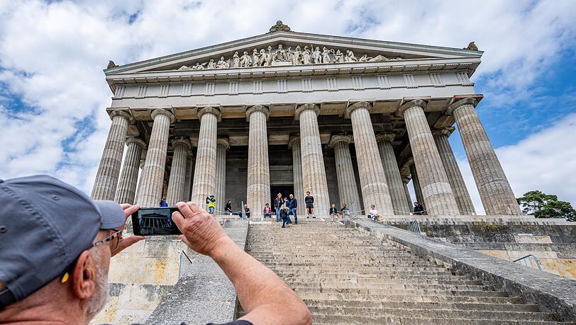 Die Walhalla ist ein beliebtes Ausflugsziel.