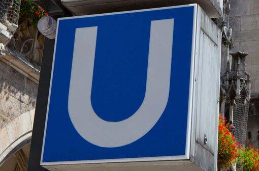 Die U-Bahn bekommt einen neuen Aufzug.