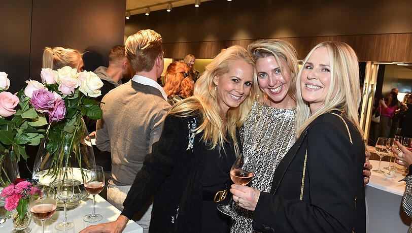 Nadja zu Schaumburg Lippe, Nathalie Ziegler, Constanze Kponton Nadja zu Schaumburg Lippe, Nathalie Ziegler, Constanze Kponton