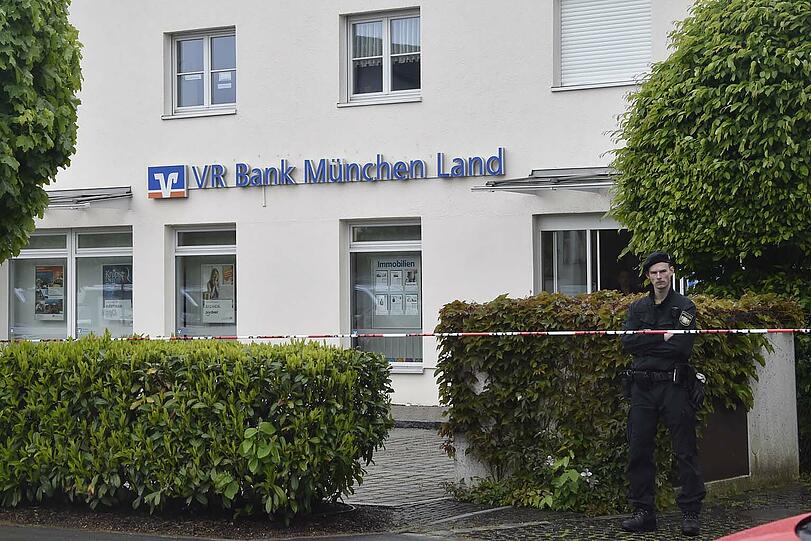 Am Dienstag wurde eine Filliale der VR-Bank in Taufkirchen überfallen.