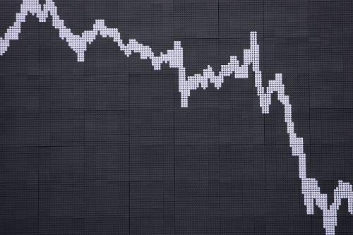 Geht es der Wirtschaft schlecht, hören die Menschen lieber langsame, bedeutungsschwere Musik.