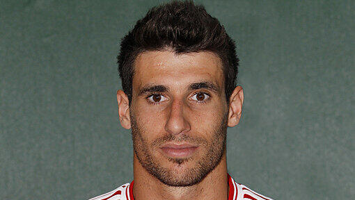 Gesund nach der Notlandung: Javi Martinez Gesund nach der Notlandung: Javi Martinez