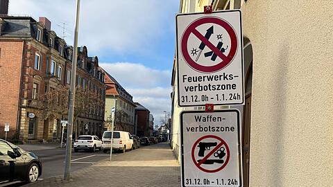 In vielen St&auml;dten wie etwa in Bayreuth oder M&uuml;nchen gelten Verbotszonen f&uuml;r Feuerwerk und B&ouml;ller.