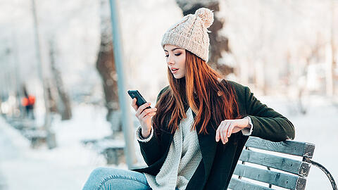 Mit diesen Tipps macht das Smartphone auch bei Eiseskälte keine Probleme