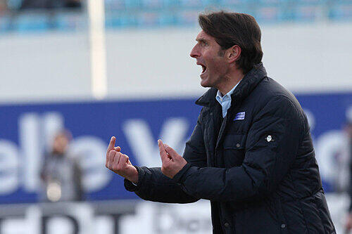 Extrem angefressen: Trainer Bruno Labbadia auf St. Pauli.