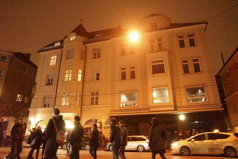 Die neue Registratur in der Müllerstraße: Die AZ war beim "Soft-Opening" dabei. Die Bilder von der Bar...