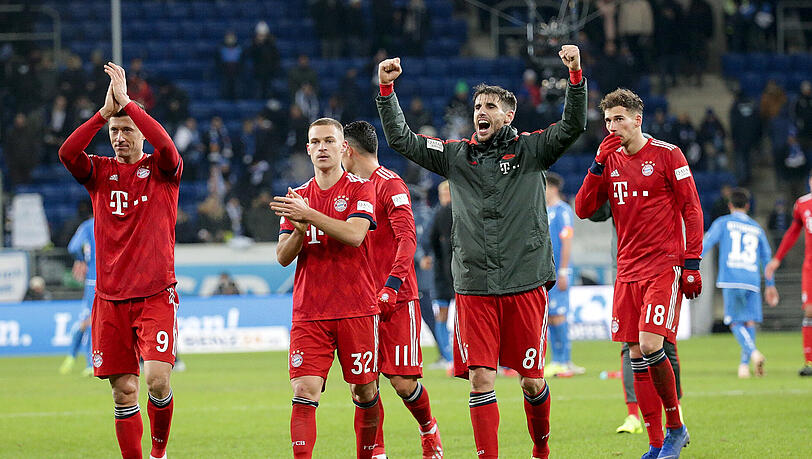 Bayerischer Siegertyp: Javi Martínez (2vr). Bayerischer Siegertyp: Javi Martínez (2vr).
