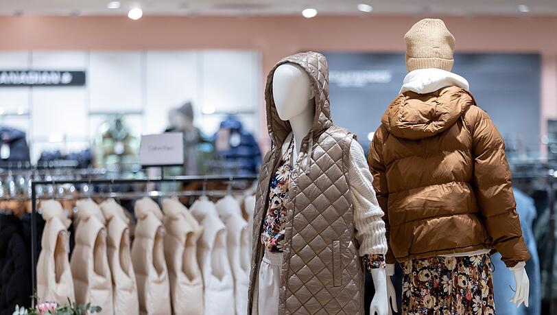 Intersport expandiert weiter - und mischt nun auch im Modehandel mit. (Symbolbild) Intersport expandiert weiter - und mischt nun auch im Modehandel mit. (Symbolbild)