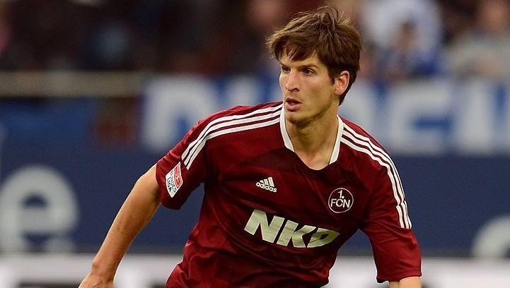 Timm Klose will in seinem neuen Vertrag unter anderem eine Ausstiegsklausel. Timm Klose will in seinem neuen Vertrag unter anderem eine Ausstiegsklausel.