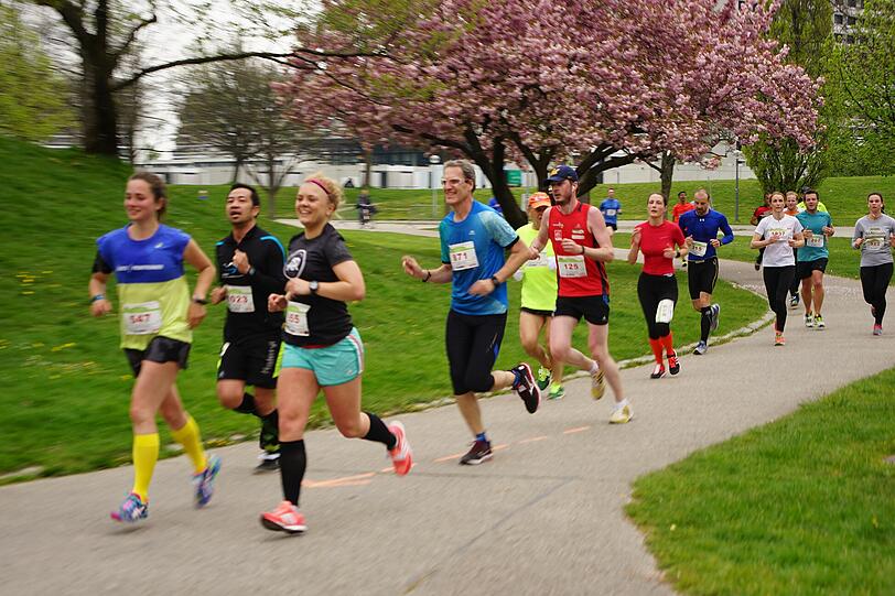 Bereits zum 12. Mal fand der Halbmarathon im Olympiapark statt. Die Bilder.
