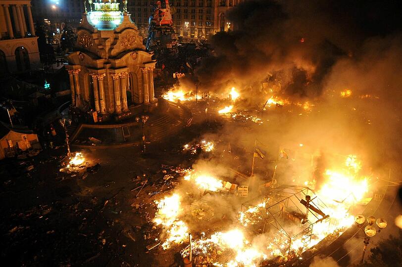 Blut, Feuer, Gewalt: Die Situation in Kiew ist in der Nacht weiter eskaliert. Die Bilder aus der Ukraine.