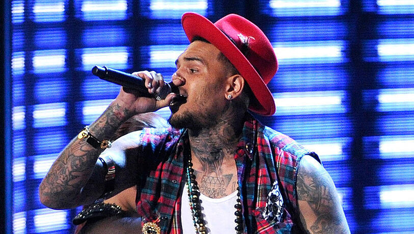 Fetzt sich mit einem Porno-Sternchen: Chris Brown Fetzt sich mit einem Porno-Sternchen: Chris Brown