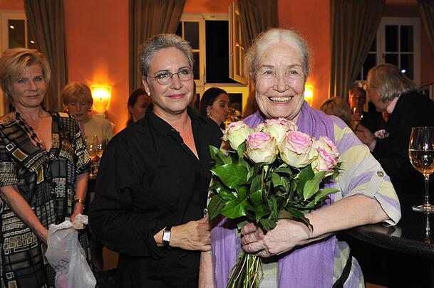 Katerina Jacob und ihre bekannte Mutter Ellen Schwiers im Mai 2015.