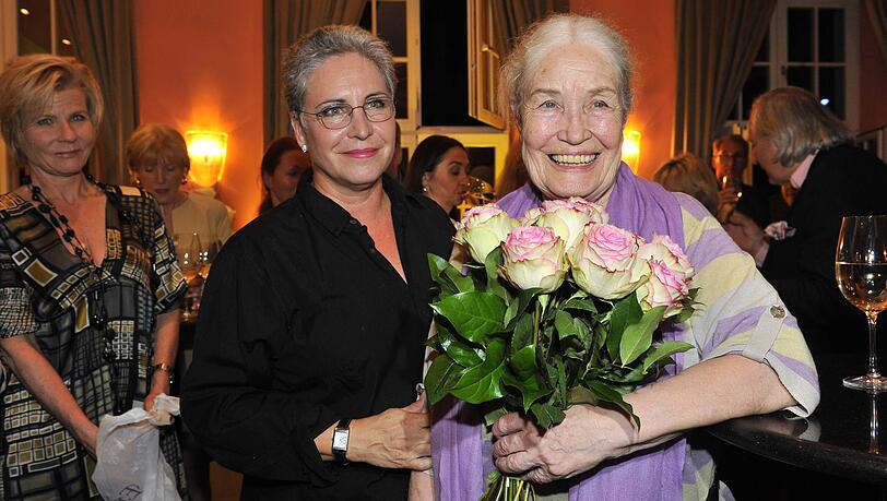 Katerina Jacob und ihre bekannte Mutter Ellen Schwiers im Mai 2015.