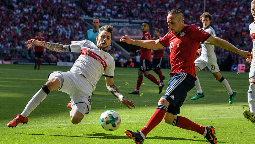 Franck Ribéry im Spiel des FC Bayern München gegen den VfB Stuttgart. Franck Ribéry im Spiel des FC Bayern München gegen den VfB Stuttgart.