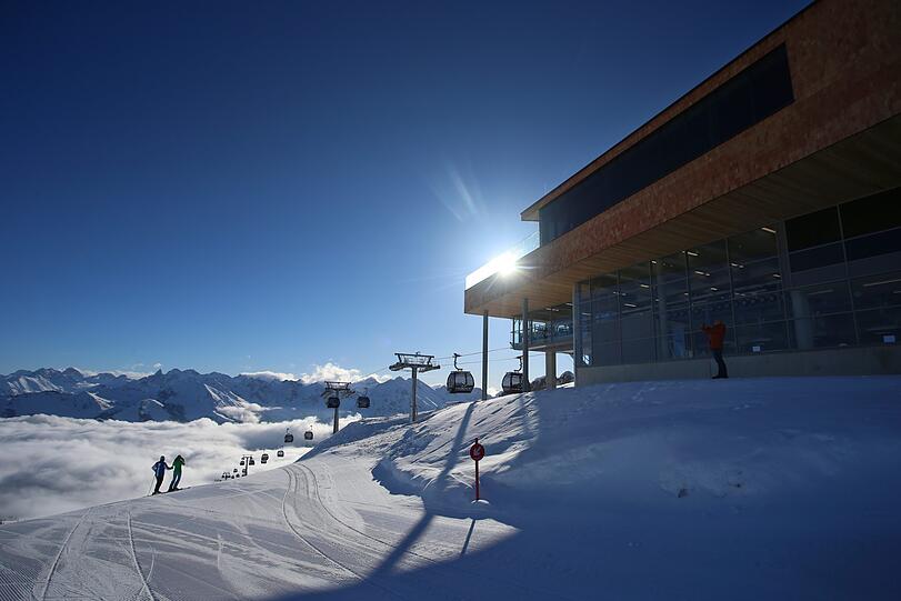 Im Skigebiet am Ifen (Österreich) ist am Sonntag ein Unfall passiert, bei dem ein Kind verletzt wurde.
