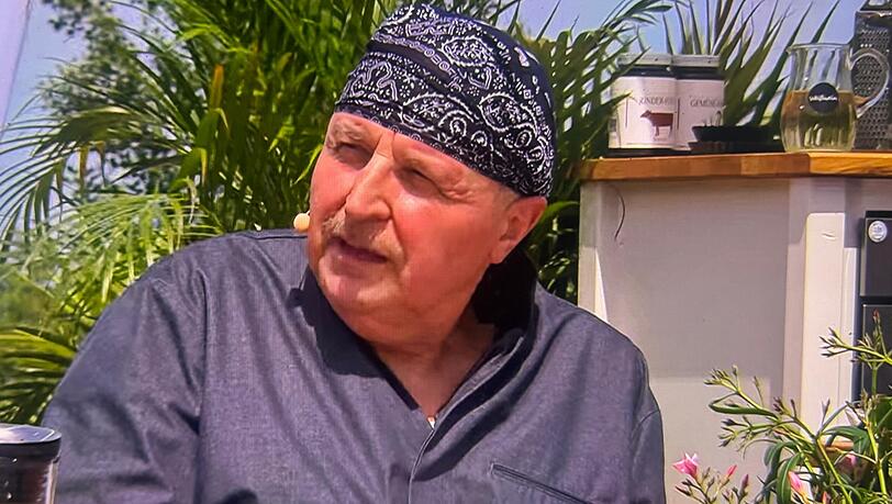 Johann Lafer hat seine Krebserkrankung &ouml;ffentlich gemacht. Der Starkoch leidet am Non-Hodgkin-Lymphom.