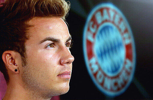 Wie tickt der kleine Dribble-Künstler? Das Große Mario Götze ABC zum Durchklicken!