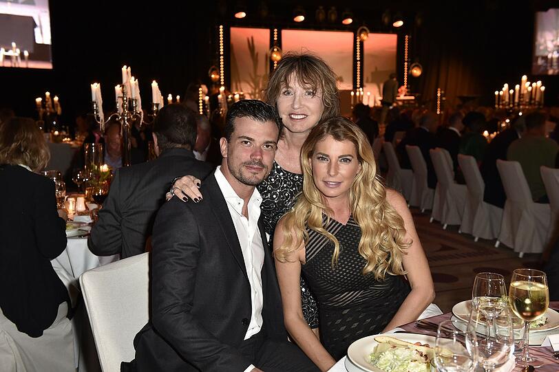 Giulia Siegel mit Freund Ludwig Heer und Dunja Siegel