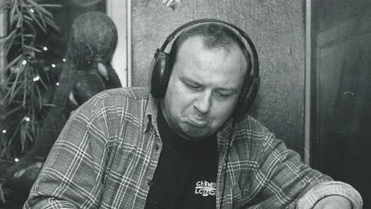 J&uuml;rgen Franke hatte stets ein offenes Ohr f&uuml;r K&uuml;nstler, legte Platten auf und liebte Tresengespr&auml;che.