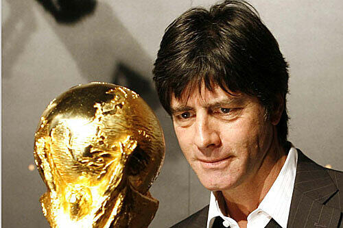 Gespannt auf die Gruppengegner, die am Fraitag gelost werden: Bundestrainer Joachim Löw.