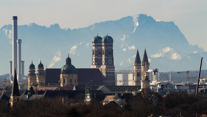 In München leben die viertmeisten Millionäre Bayerns. (Archivbild)