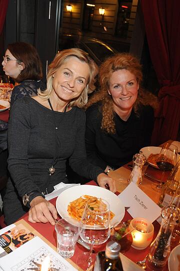 Nicola Wössner und Frau Runge