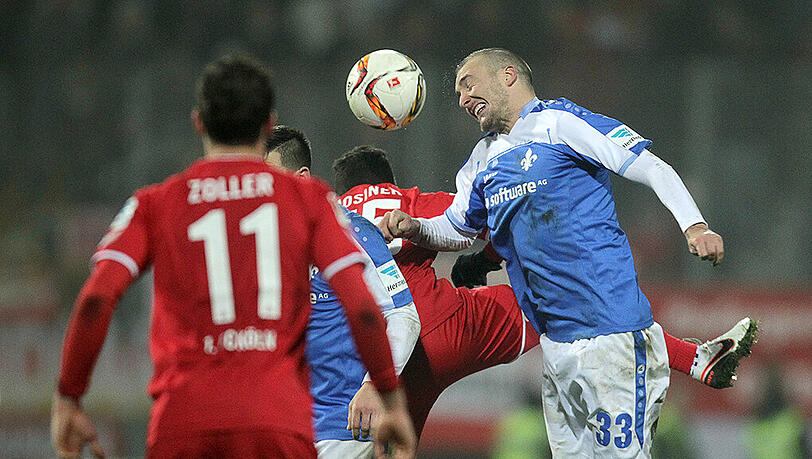 Das Freitagsspiel der Bundesliga zwischen Darmstadt und Köln endete mit 0:0. Das Freitagsspiel der Bundesliga zwischen Darmstadt und Köln endete mit 0:0.