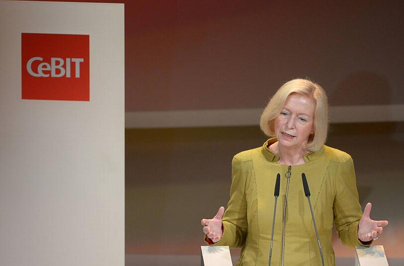 Bildungsministerin Johanna Wanka (CDU): Die CDU-Frau, die als Ersatz für Annette Schavan Bildungsministerin wurde, gilt als qualifiziert. Zu sagen hat sie freilich fast nichts: weil sich die Ländern nicht dreinreden lassen und weil sich die GroKo noch nicht über die wenigen verfügbaren Bundesmittel geeinigt hat.