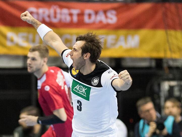 Uwe Gensheimer bejubelt seinen Treffer zum 1:0 gegen Russland.